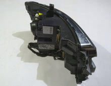 Laden Sie das Bild in den Galerie-Viewer, Frontscheinwerfer Ford I DA83-13006 Links Scheinwerfer Headlight SCH2113498608gl