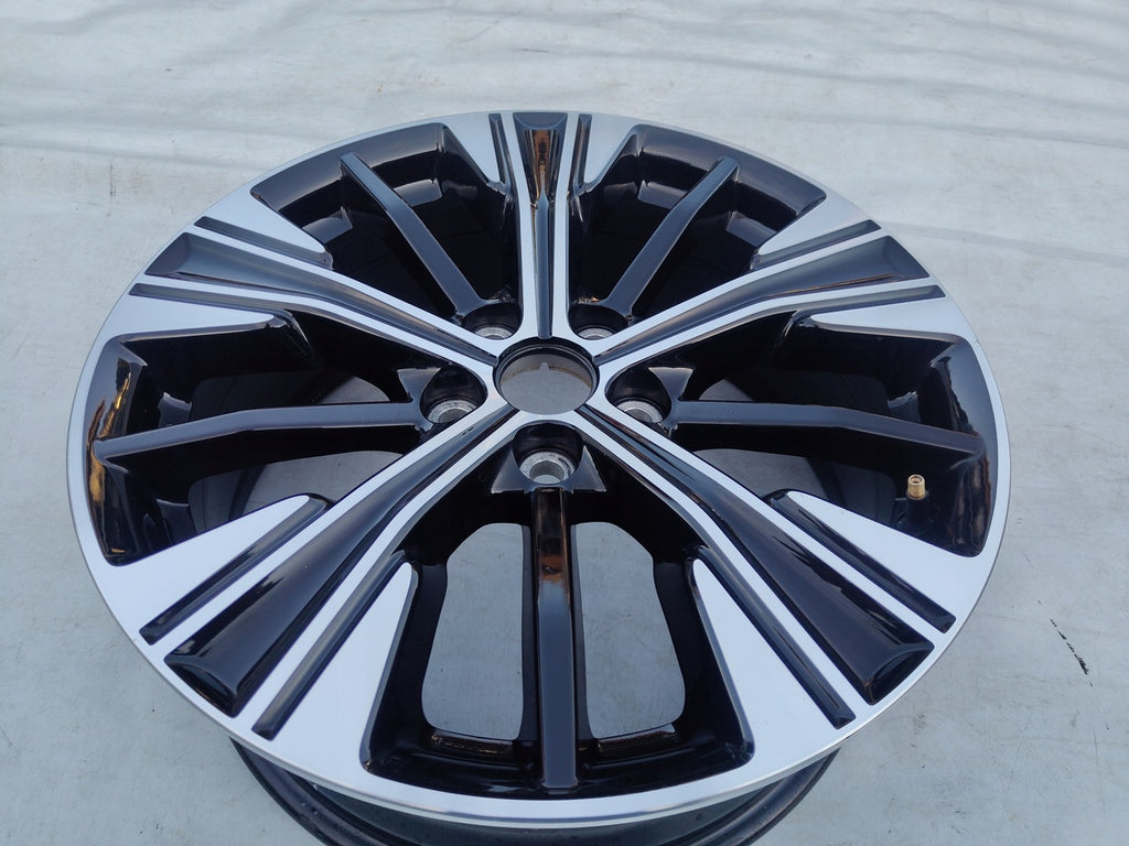 1x Alufelge 18 Zoll 7.0" 5x114.3 38ET Mitsubishi Outlander Eclipse Cross