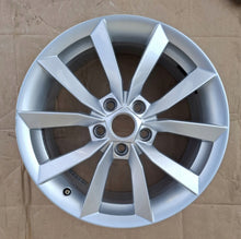 Load image into Gallery viewer, 1x Alufelge 17 Zoll 7.0" 5x112 45ET 5L0601025K Skoda I Rim Wheel FEL3736832488ml