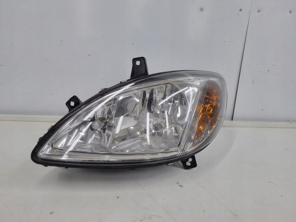 Frontscheinwerfer Mercedes-Benz Viano W639 Vito 246703-00 Links Headlight SCH3158929670pb