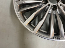Laden Sie das Bild in den Galerie-Viewer, 1x Alufelge 19 Zoll 8.0" 5x120 36ET Glanz Grau 6877136 BMW 3 F30 F31 Mg FEL4582668986yy