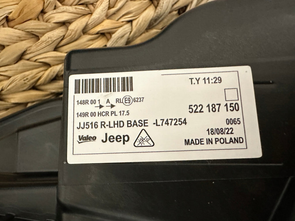 Frontscheinwerfer Jeep L747524 LED Ein Stück (Rechts oder Links) Headlight SCH5027201954je
