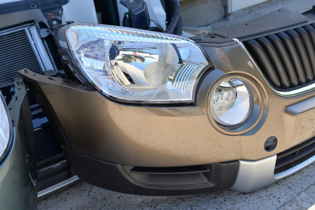 Frontscheinwerfer Skoda Yeti Rechts Scheinwerfer Headlight