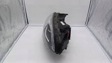 Laden Sie das Bild in den Galerie-Viewer, Frontscheinwerfer Mercedes-Benz W246 W242 A2468207261MERC Rechts Headlight SCH8303202470rh