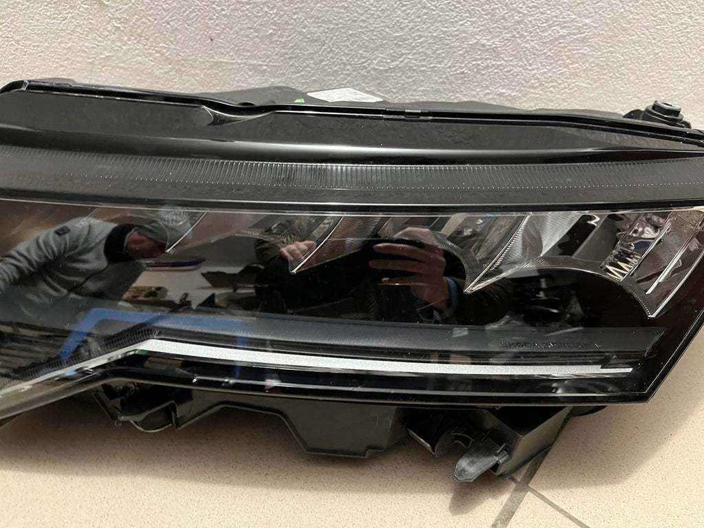 Frontscheinwerfer Skoda Octavia IV 5E4941009 Full LED Links Headlight SCH9746489468xg