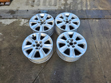 Laden Sie das Bild in den Galerie-Viewer, 4x Alufelge 15 Zoll 6.5&quot; 5x100 34ET Glanz Silber 8X0601025 Audi A1 Rim Wheel