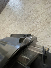 Laden Sie das Bild in den Galerie-Viewer, Frontscheinwerfer ST-4121020 Xenon Rechts Scheinwerfer Headlight SCH3462551123hv