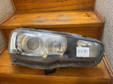 Laden Sie das Bild in den Galerie-Viewer, Frontscheinwerfer Mitsubishi Lancer Xenon Rechts Scheinwerfer Headlight