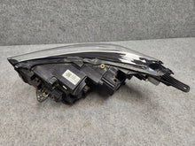 Load image into Gallery viewer, Frontscheinwerfer Opel Crossland X 462161423 LED Rechts Scheinwerfer Headlight SCH4819716145rm