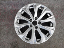 Load image into Gallery viewer, 1x Alufelge 17 Zoll 7.5&quot; 5x112 33ET 8W0601025 Audi A4 B9 Rim Wheel