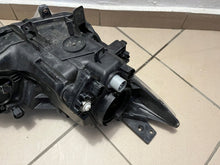 Laden Sie das Bild in den Galerie-Viewer, Frontscheinwerfer Mazda 3 BHR2-51040 Xenon Links Scheinwerfer Headlight SCH6860767481ng