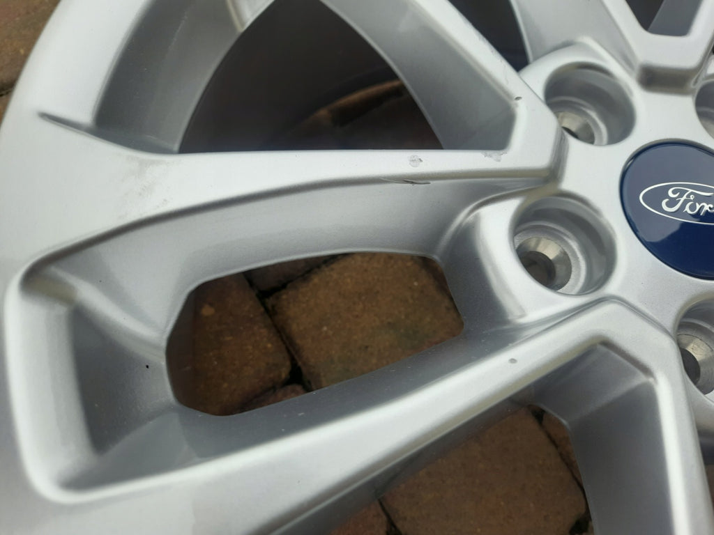 1x Alufelge 17 Zoll 7.0" 5x108 50ET Silber LJ6C-A2A Ford Kuga Rim Wheel FEL2775532950my