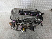 Laden Sie das Bild in den Galerie-Viewer, Motor Toyota Corolla Verso Avensis 1ZZ-FE 1.8 Benzin Engine Unkomplett MOT5665067767eh