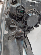 Laden Sie das Bild in den Galerie-Viewer, Frontscheinwerfer Hyundai Santa III Fe 2W92R-DM001 Xenon Rechts Headlight SCH3827561613ew