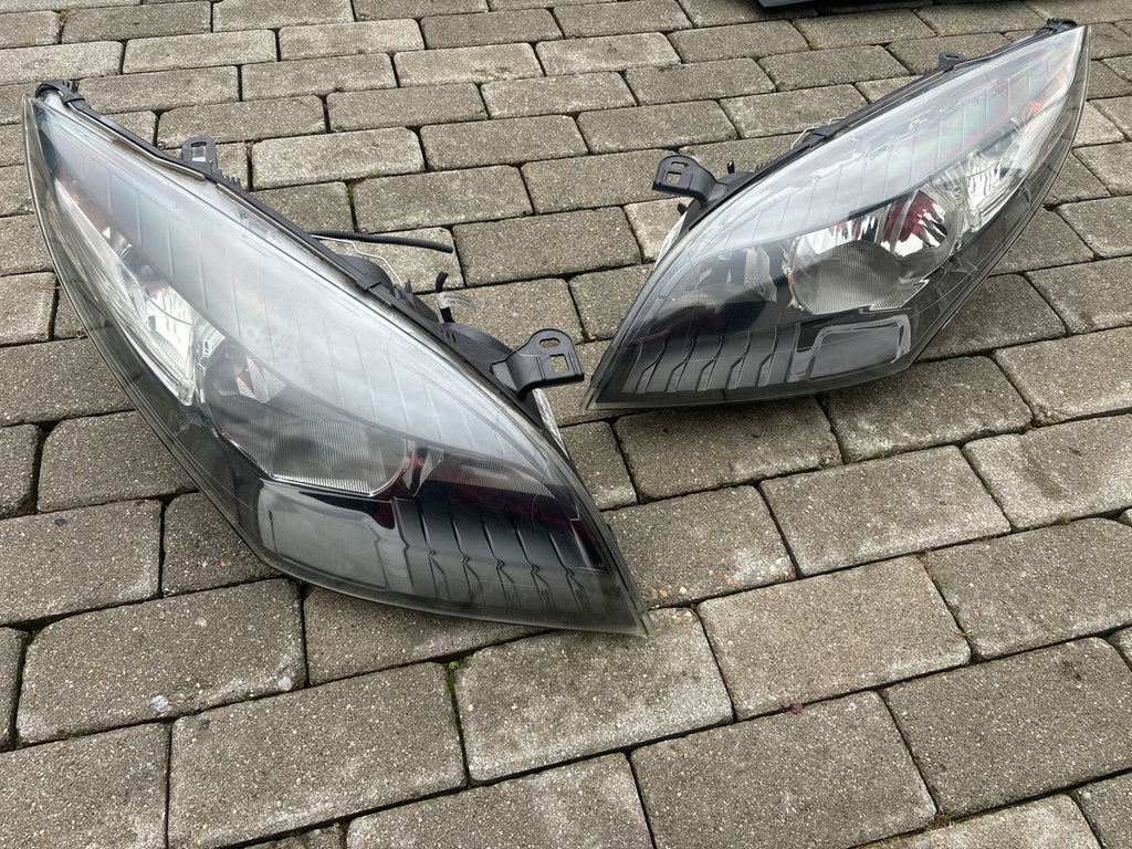 Frontscheinwerfer Renault Megane III 260103187R 260602446R Rechts oder Links SCH2013882451vj