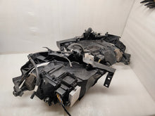 Laden Sie das Bild in den Galerie-Viewer, Frontscheinwerfer BMW 3 E91 E90 72025839 72025849 Xenon Ein Satz Headlight SCH9360685647sg