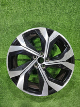 Load image into Gallery viewer, 1x Alufelge 20 Zoll 8.0" 5x114.3 403008811R Renault Rim Wheel FEL4114238983ih