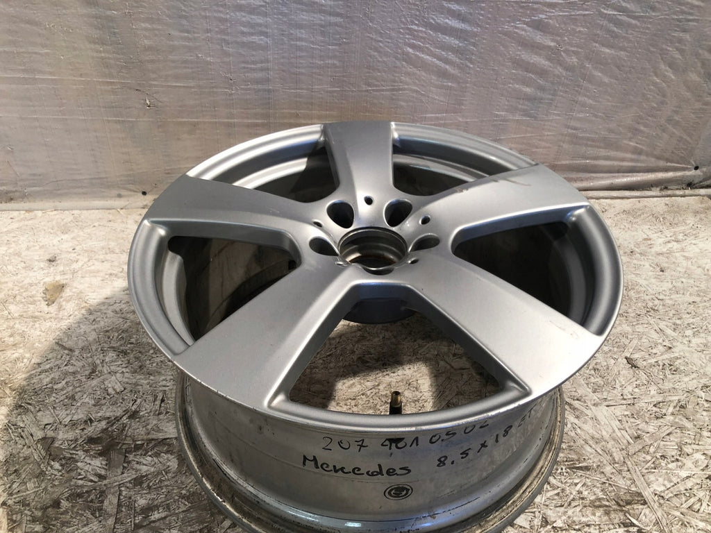 1x Alufelge 18 Zoll 8.5" 5x112 49ET A2074010502 Mercedes-Benz Rim Wheel