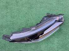 Laden Sie das Bild in den Galerie-Viewer, Frontscheinwerfer Honda Hr-V 100-62296 Full LED Rechts Scheinwerfer Headlight