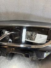 Load image into Gallery viewer, Frontscheinwerfer Renault Koleos II 260600731R LED Links Scheinwerfer Headlight SCH1968653081fc