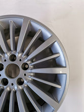 Laden Sie das Bild in den Galerie-Viewer, 1x Alufelge 18 Zoll 8.0" 5x120 34ET Glanz Silber 6882704 BMW F36 3 F30 F32 F31 FEL6488830585wx