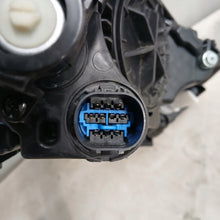 Load image into Gallery viewer, Frontscheinwerfer Hyundai Tucson Links Scheinwerfer Headlight SCH6470022891ae