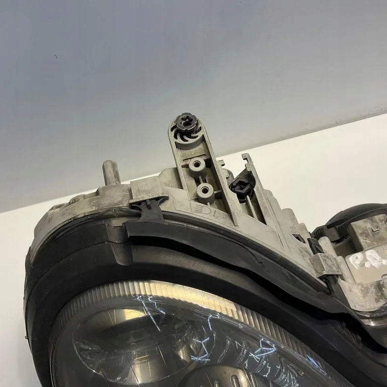 Frontscheinwerfer Mercedes-Benz A2038203559 2038203659 Ein Satz Headlight SCH9554894188ve