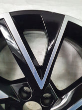 Laden Sie das Bild in den Galerie-Viewer, 1x Alufelge 18 Zoll 7.0&quot; 5x112 39ET 657601025G 657601025A Skoda Scala Kamiq