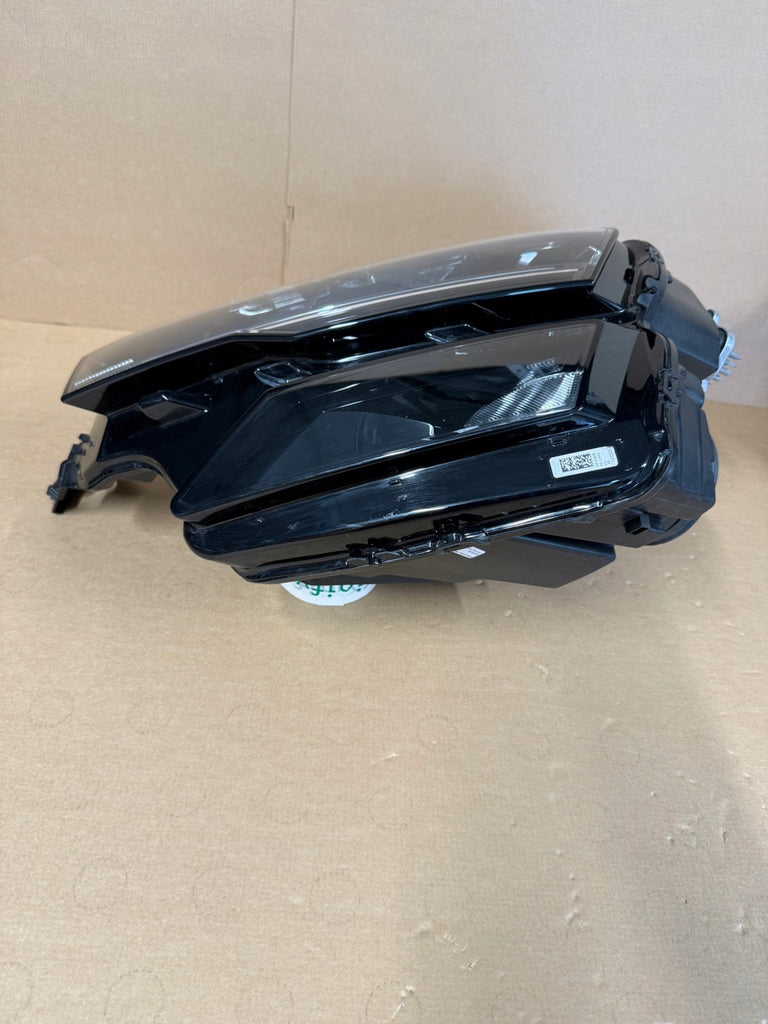 Frontscheinwerfer Skoda Karoq 57B941009 Ein Satz Scheinwerfer Headlight SCH9605249398ld