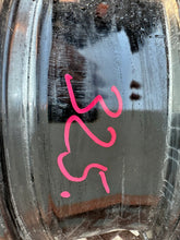 Laden Sie das Bild in den Galerie-Viewer, 1x Alufelge 17 Zoll 6.5&quot; 5x100 50ET Toyota Yaris Rim Wheel