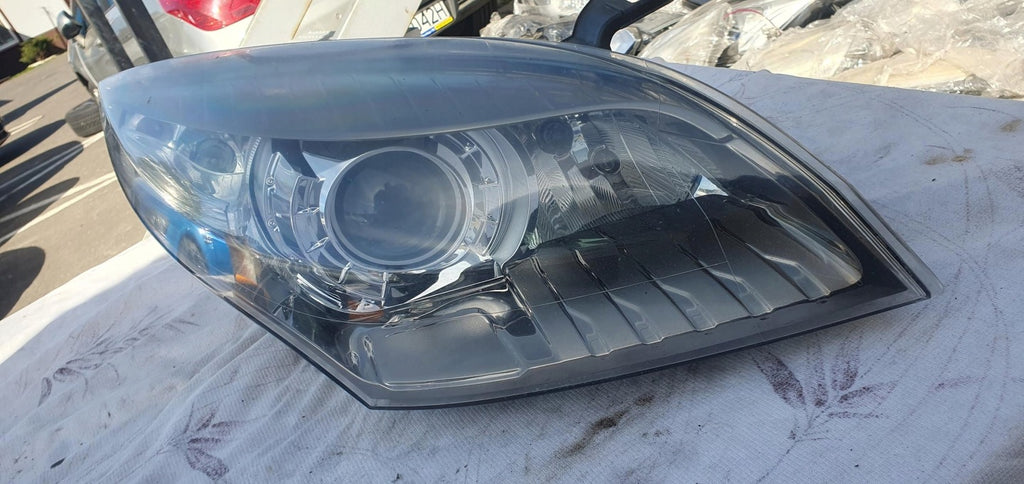 Frontscheinwerfer Renault Megane III 260100021R Xenon Rechts Headlight SCH7587710543sj