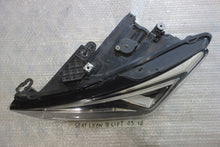 Laden Sie das Bild in den Galerie-Viewer, Frontscheinwerfer Seat Leon 5FB941007F LED Links Scheinwerfer Headlight