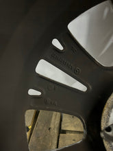 Load image into Gallery viewer, 1x Alufelge 17 Zoll 7.5&quot; 5x112 52 5ET 2464011402 Mercedes-Benz Rim Wheel