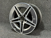 Laden Sie das Bild in den Galerie-Viewer, 1x Alufelge 18 Zoll 8.5" 5x112 52ET A2064011800 Mercedes-Benz W206 Rim Wheel FEL5596727386sn
