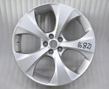 Laden Sie das Bild in den Galerie-Viewer, 1x Alufelge 20 Zoll 8.0&quot; 5x108 40ET Glanz Grau J9C3-1007-SA Jaguar E-Pace