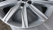 Load image into Gallery viewer, 1x Alufelge 19 Zoll 8.5&quot; 5x112 40ET 4K0601025G Audi A6 Rim Wheel