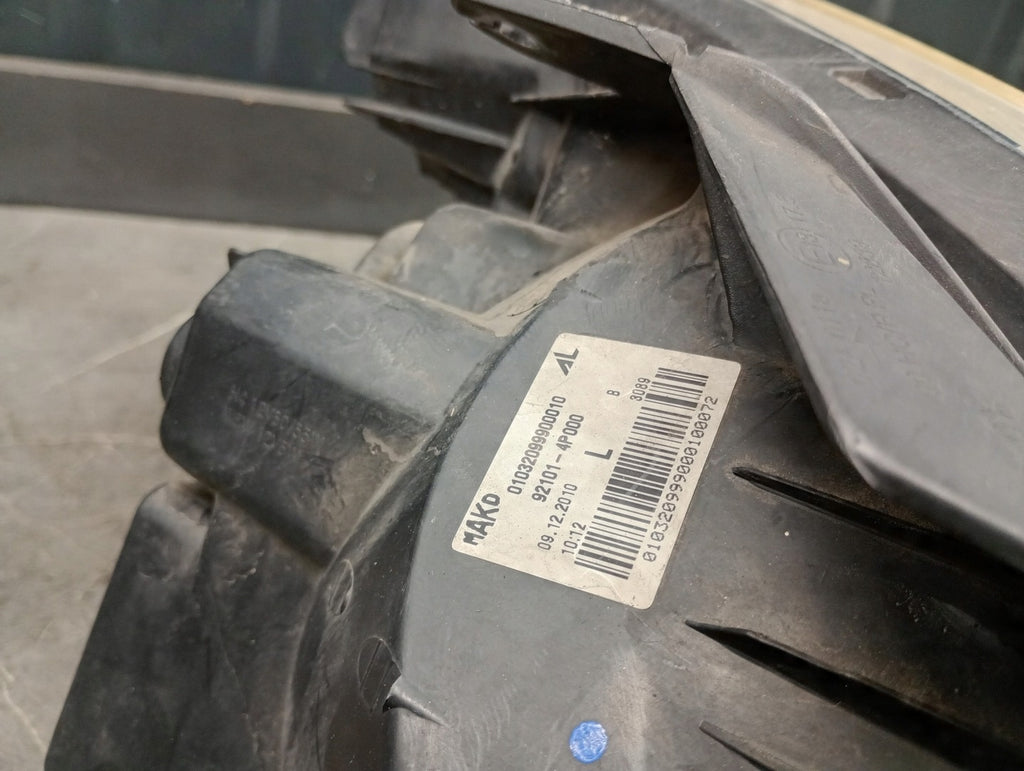 Frontscheinwerfer Hyundai I20 92101-4P000 Links Scheinwerfer Headlight