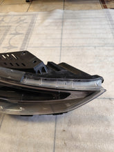 Laden Sie das Bild in den Galerie-Viewer, Frontscheinwerfer Hyundai I30 III LED Rechts Scheinwerfer Headlight