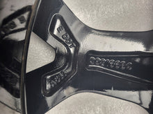 Laden Sie das Bild in den Galerie-Viewer, 1x Alufelge 17 Zoll 6.5&quot; 4x108 20ET 672044871 Opel Mokka Crossland X Rim Wheel