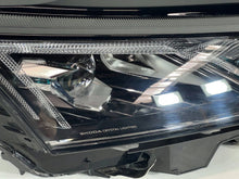 Laden Sie das Bild in den Galerie-Viewer, Frontscheinwerfer Skoda Octavia I 0301134234A 5E4941036 Rechts Headlight SCH1731658757pt