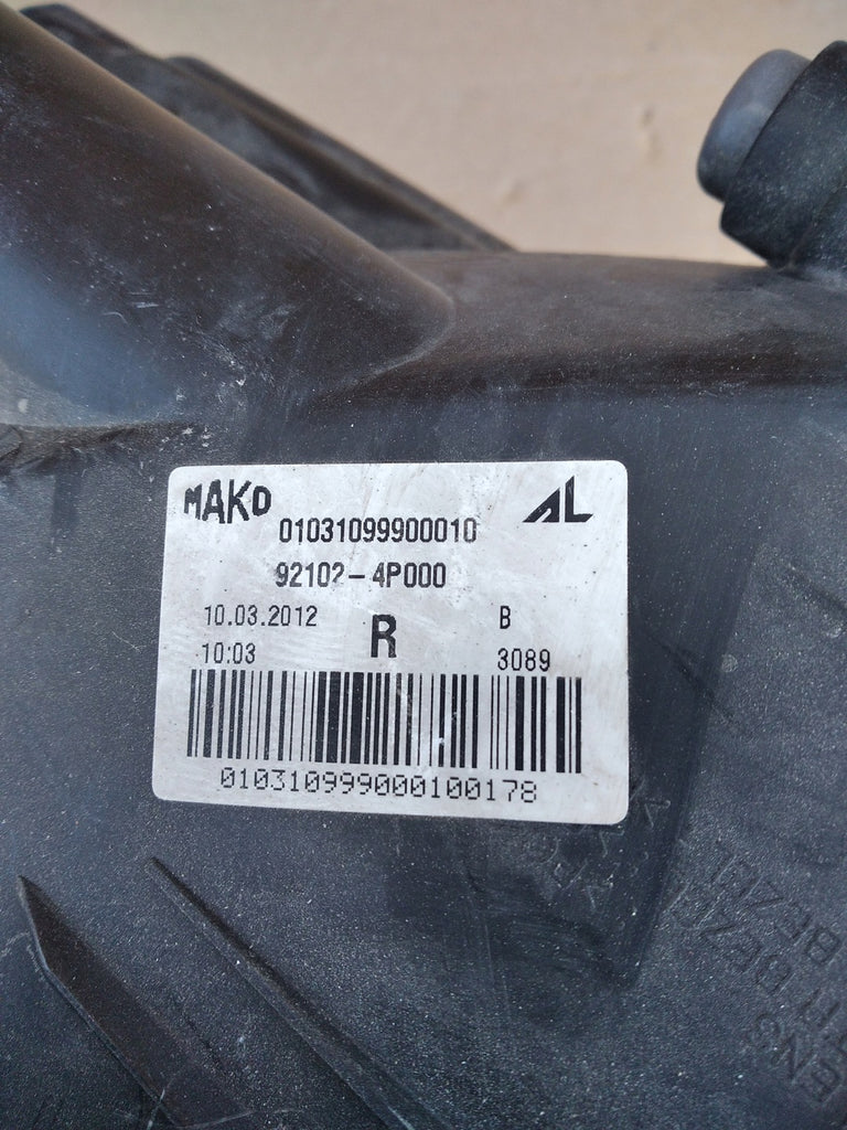 Frontscheinwerfer Hyundai I20 921024P000 Rechts Scheinwerfer Headlight