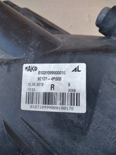 Load image into Gallery viewer, Frontscheinwerfer Hyundai I20 921024P000 Rechts Scheinwerfer Headlight