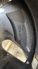 Load image into Gallery viewer, 1x Alufelge 17 Zoll 7.0&quot; 5x114.3 52910-DD100- Hyundai Kona Rim Wheel