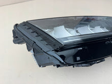 Laden Sie das Bild in den Galerie-Viewer, Frontscheinwerfer Skoda Octavia IV 24R-A 5E4941010 Rechts Scheinwerfer Headlight SCH5355025530ub