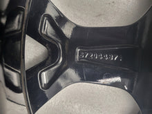 Laden Sie das Bild in den Galerie-Viewer, 1x Alufelge 17 Zoll 6.5&quot; 4x108 20ET 672044871 Opel Mokka Crossland X Rim Wheel