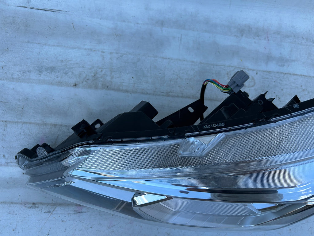 Frontscheinwerfer Mitsubishi Space Star 8301D445 LED Links Headlight