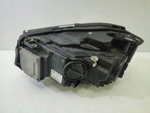 Laden Sie das Bild in den Galerie-Viewer, Frontscheinwerfer Hyundai W176 A1768200661 Xenon Rechts Scheinwerfer Headlight