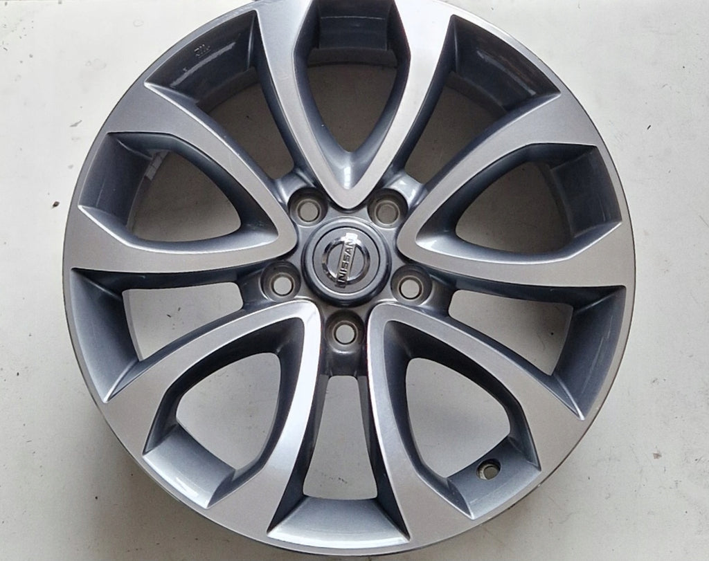 1x Alufelge 17 Zoll 7.0" 5x114.3 47ET Glanz Grau 1KR7A Nissan I 1 Rim Wheel FEL3851107571kl
