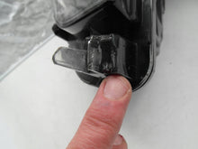 Laden Sie das Bild in den Galerie-Viewer, Frontscheinwerfer Ford Courier R2X613W029CE Rechts Scheinwerfer Headlight SCH7513653076so
