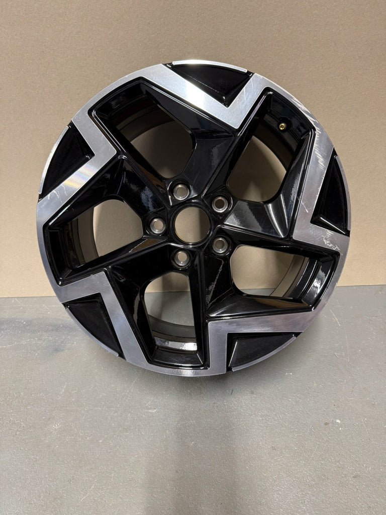 1x Alufelge 17 Zoll 7.5" 5x112 51ET Glanz Schwarz 5H0601025AP VW Golf Viii FEL2305612606ia